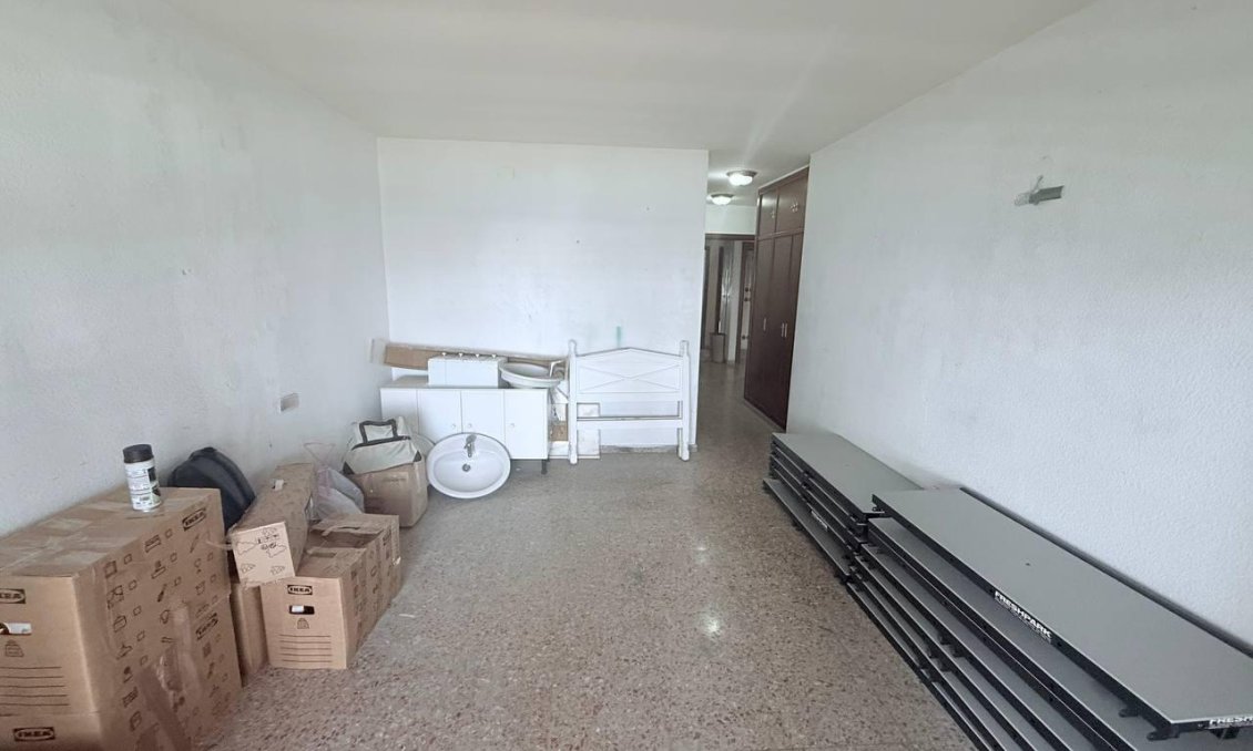 Segunda mano - Apartamento -
Torrevieja - Puerto