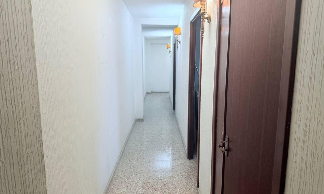 Segunda mano - Apartamento -
Torrevieja - Puerto