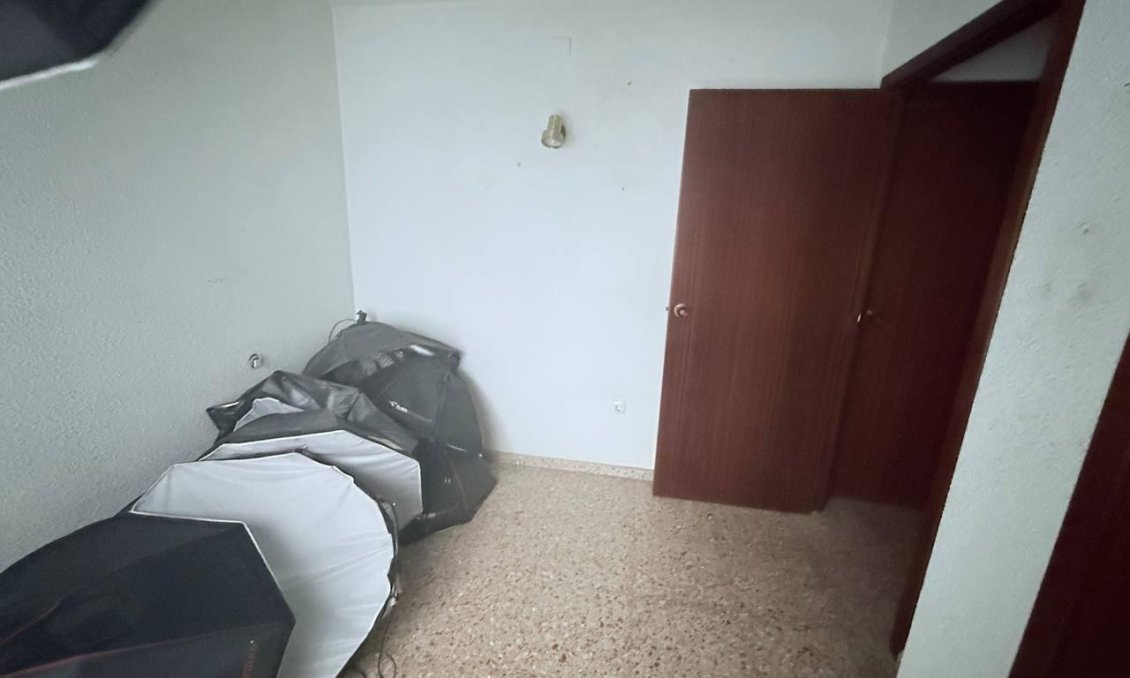 Segunda mano - Apartamento -
Torrevieja - Puerto