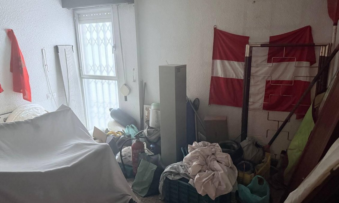 Segunda mano - Apartamento -
Torrevieja - Puerto