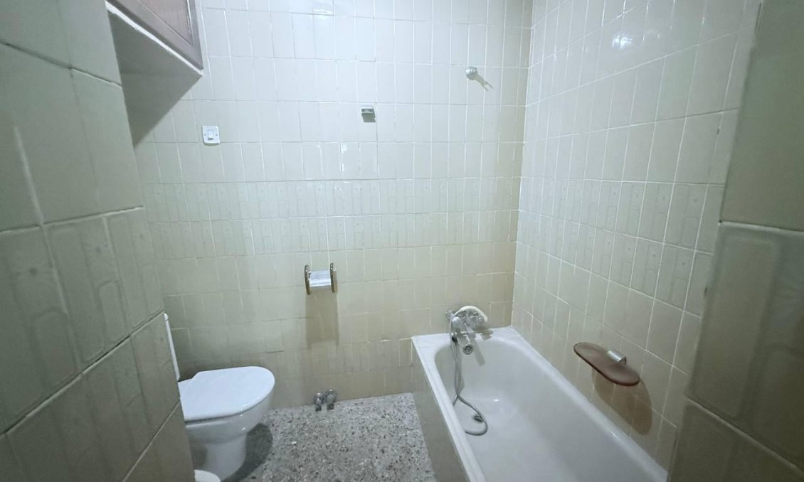 Segunda mano - Apartamento -
Torrevieja - Puerto