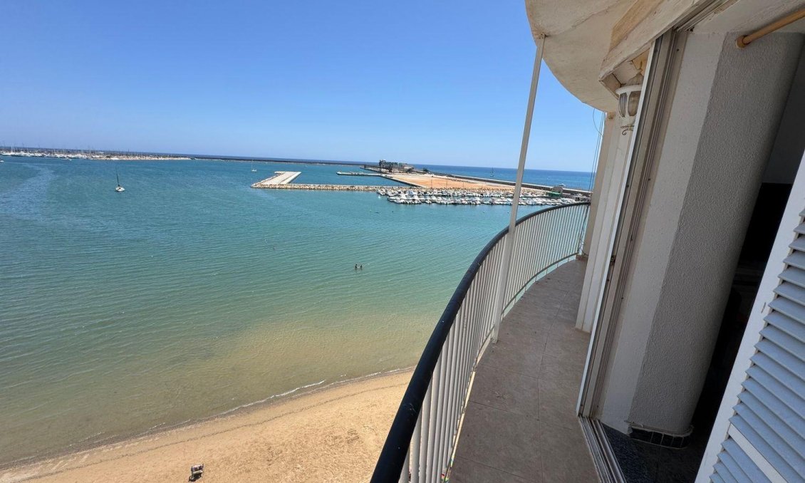 Segunda mano - Apartamento -
Torrevieja - El Acequión - Los Náufragos