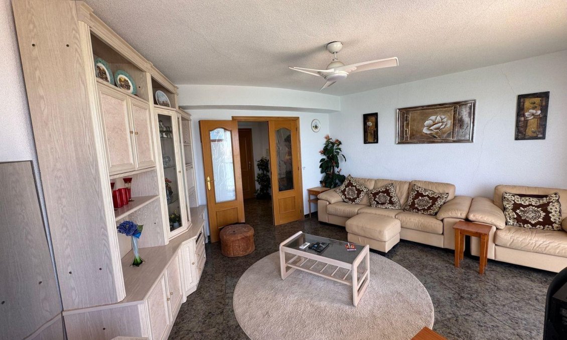 Segunda mano - Apartamento -
Torrevieja - El Acequión - Los Náufragos