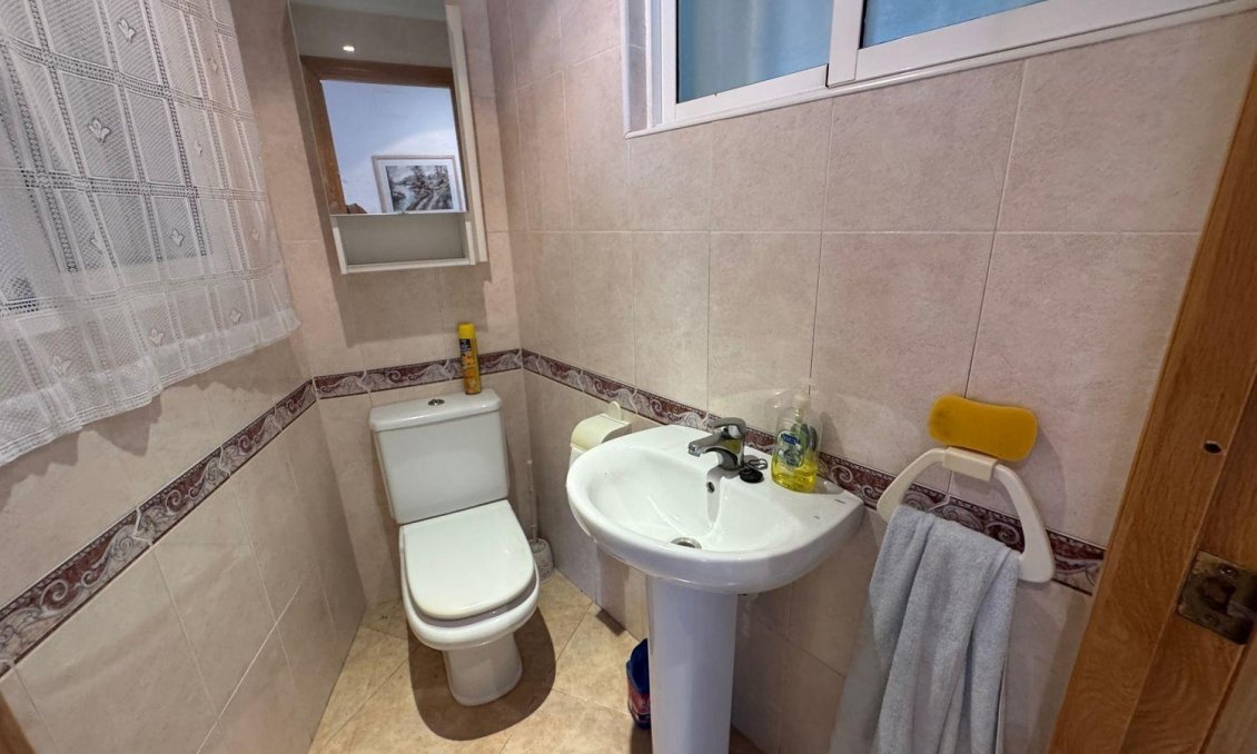 Segunda mano - Apartamento -
Torrevieja - El Acequión - Los Náufragos