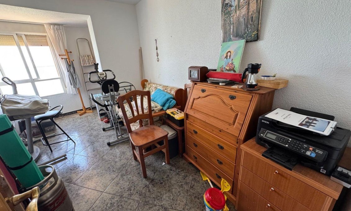Segunda mano - Apartamento -
Torrevieja - El Acequión - Los Náufragos