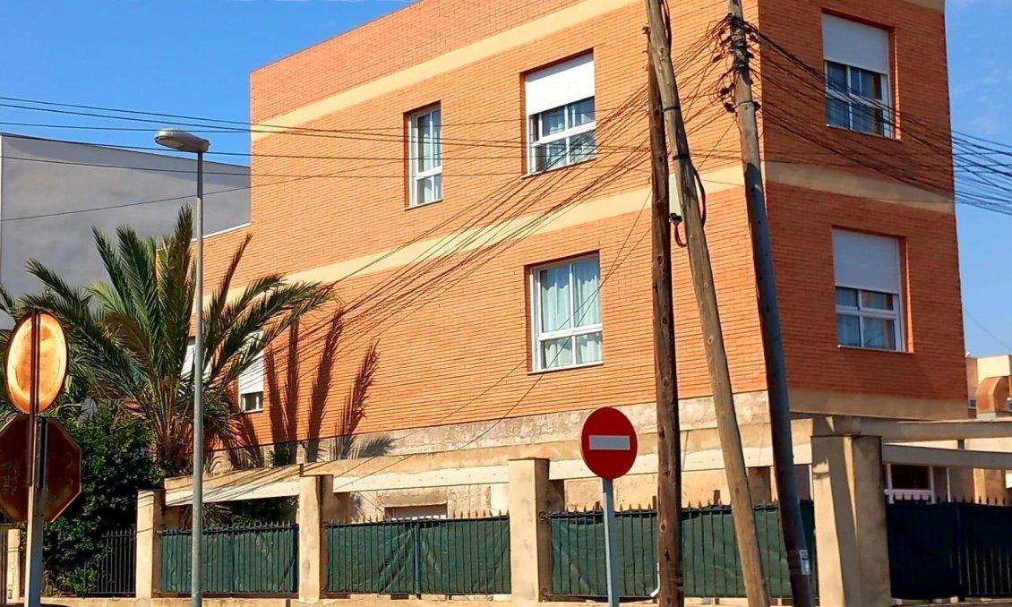 Segunda mano - Town House -
Torrevieja - Nueva Torrevieja