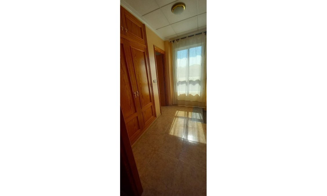Segunda mano - Town House -
Torrevieja - Nueva Torrevieja