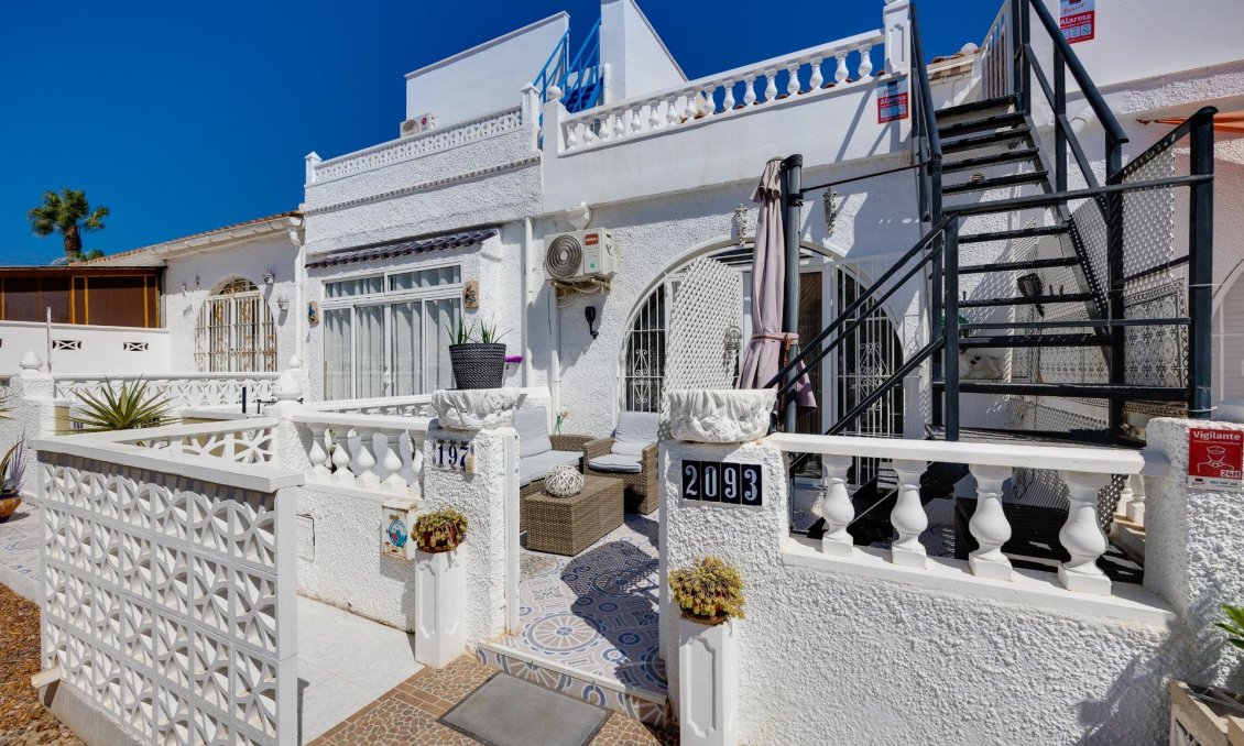 Resale - Bungalow -
Torrevieja - San Luis