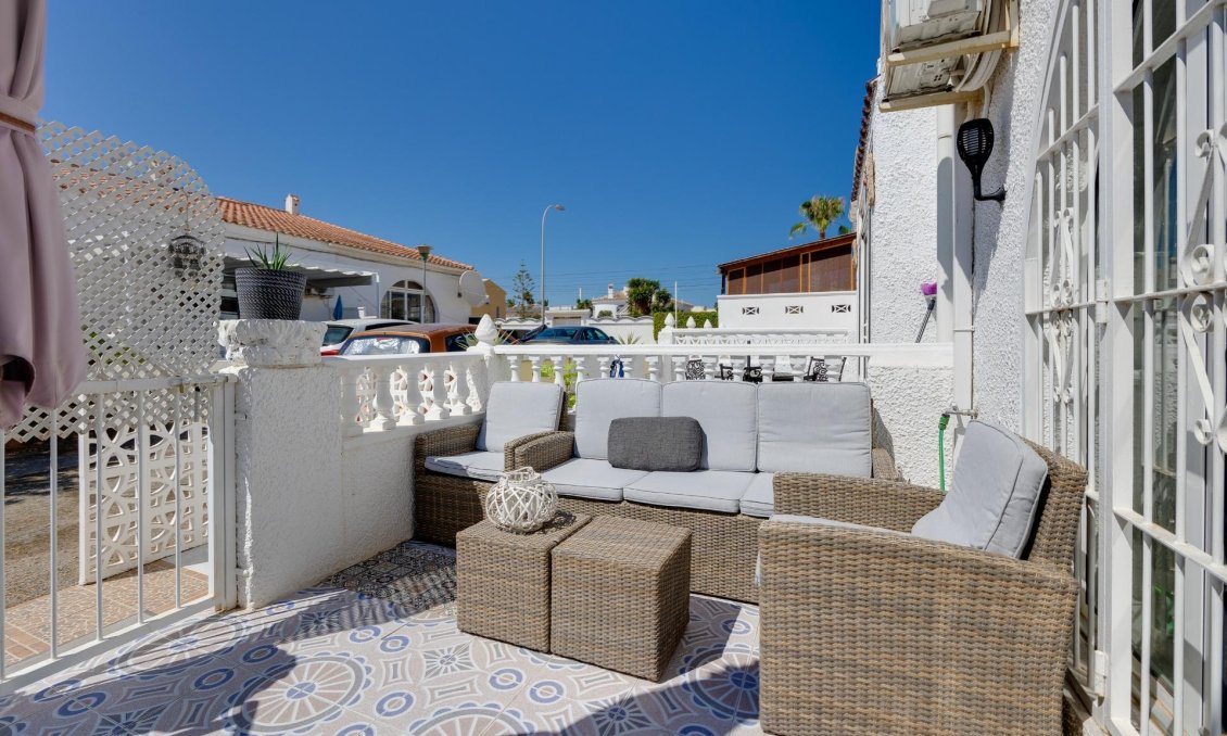 Resale - Bungalow -
Torrevieja - San Luis