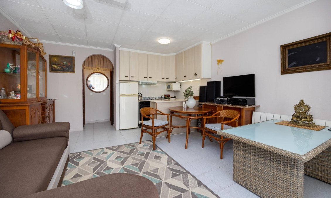 Resale - Bungalow -
Torrevieja - San Luis
