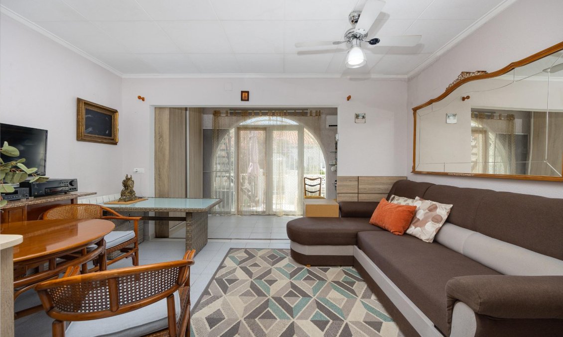 Resale - Bungalow -
Torrevieja - San Luis