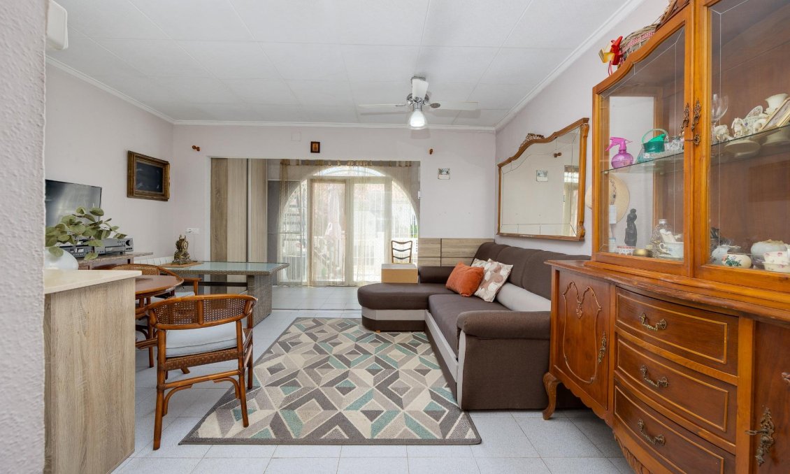 Resale - Bungalow -
Torrevieja - San Luis