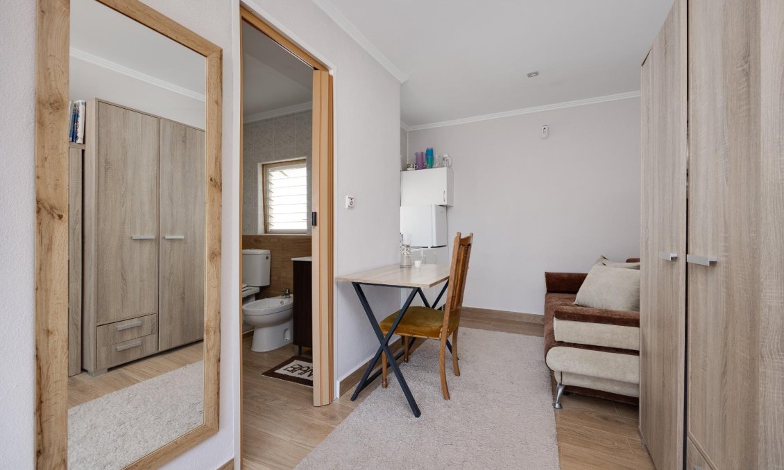 Resale - Bungalow -
Torrevieja - San Luis