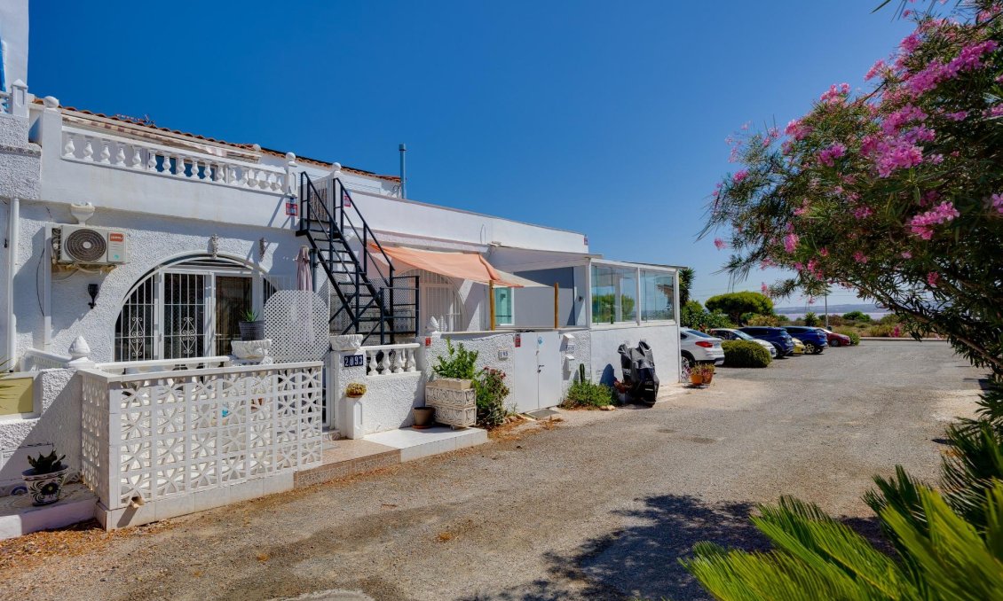 Resale - Bungalow -
Torrevieja - San Luis