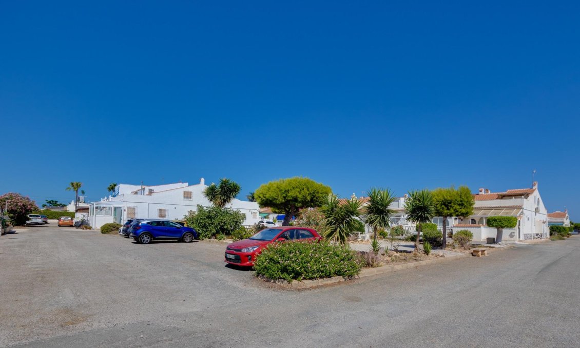 Resale - Bungalow -
Torrevieja - San Luis