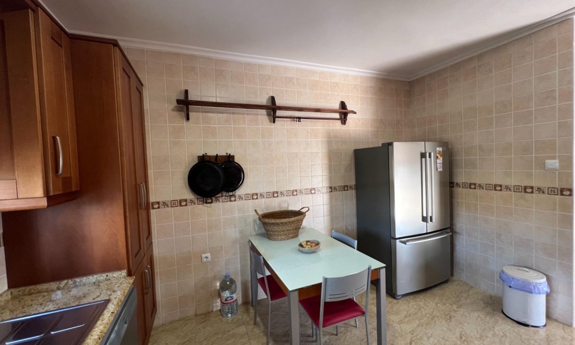 Resale - Villa -
Dolores - Cmno. Escorredor