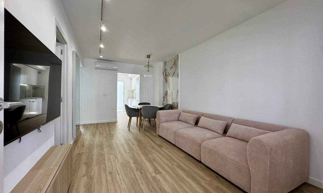 Resale - Apartment -
Los Altos - Costa Blanca