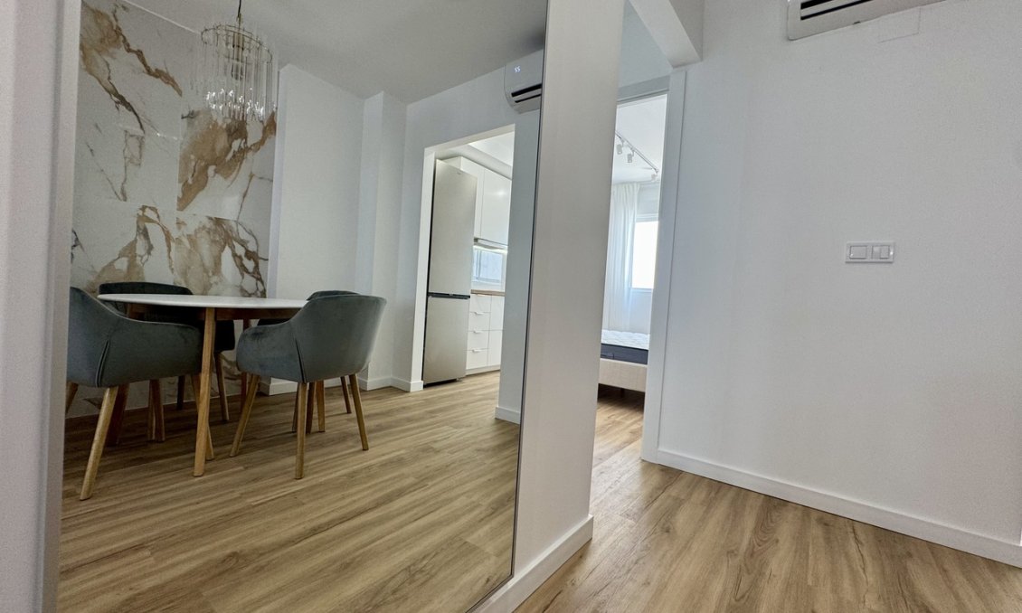 Resale - Apartment -
Los Altos - Costa Blanca