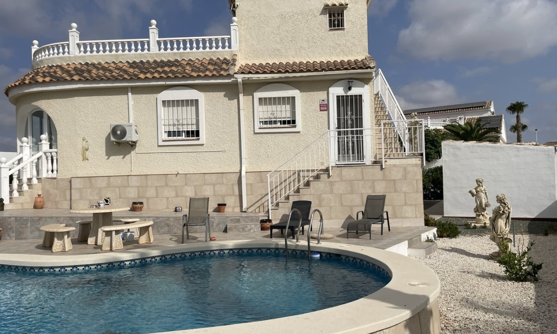 Resale - Villa -
Camposol - Inland