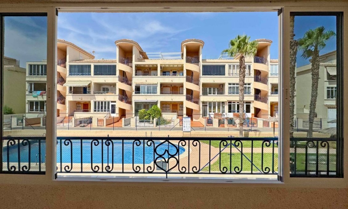 Resale - Apartment -
Orihuela Costa - Costa Blanca