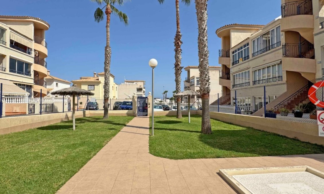 Resale - Apartment -
Orihuela Costa - Costa Blanca