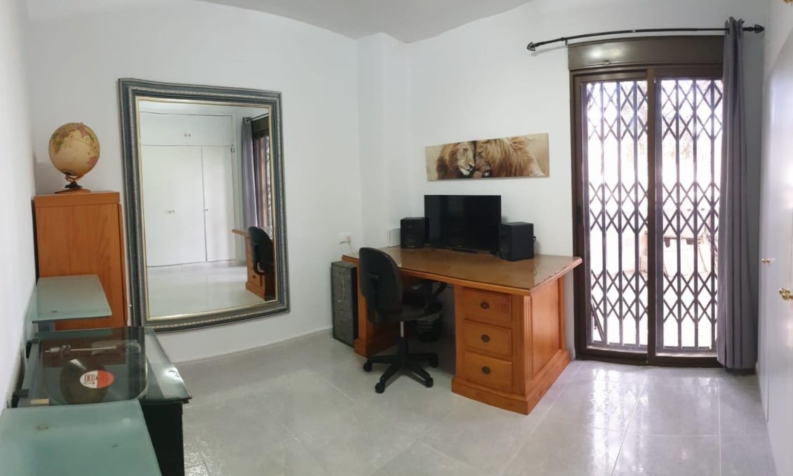 Resale - Villa -
Orihuela Costa - Las Filipinas