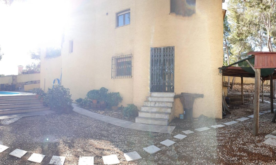 Resale - Villa -
Orihuela Costa - Las Filipinas