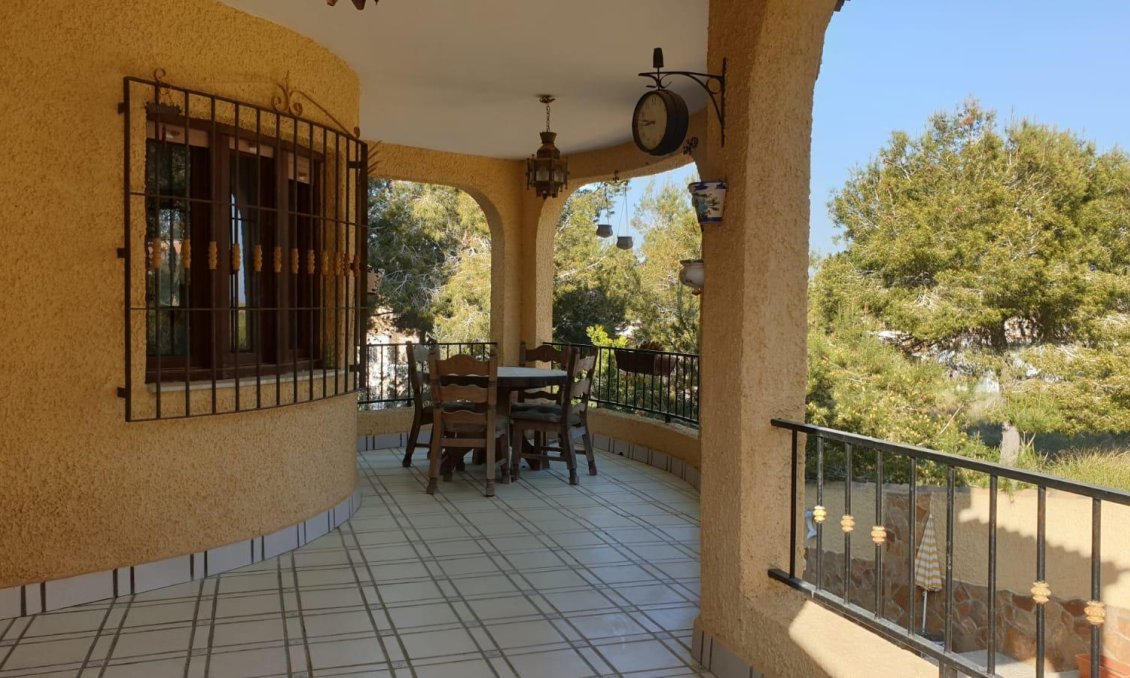 Resale - Villa -
Orihuela Costa - Las Filipinas