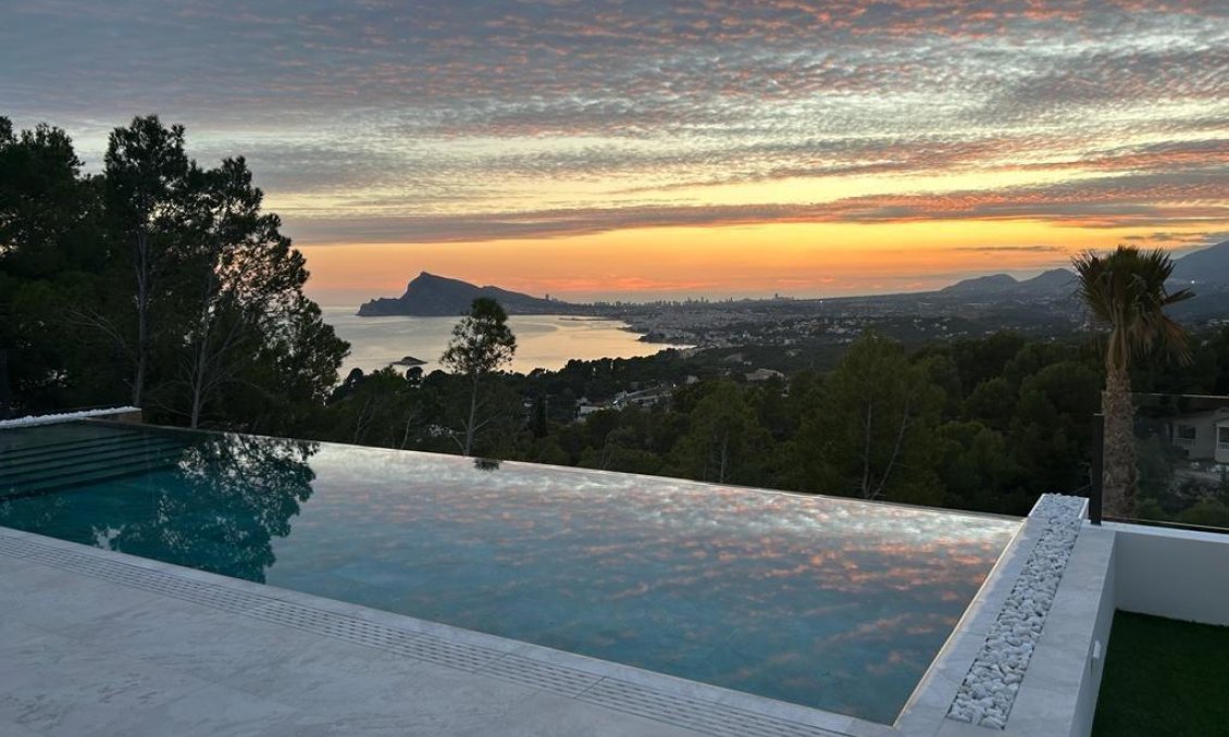 Resale - Villa -
Altea - Altea Hills