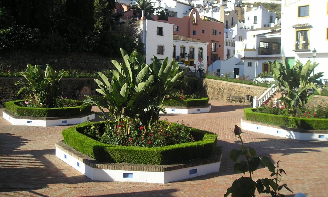 Obra nueva - Apartamento -
Benahavís - pueblo