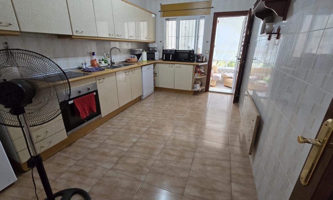 Segunda mano - Villa -
Torrevieja - Costa Blanca