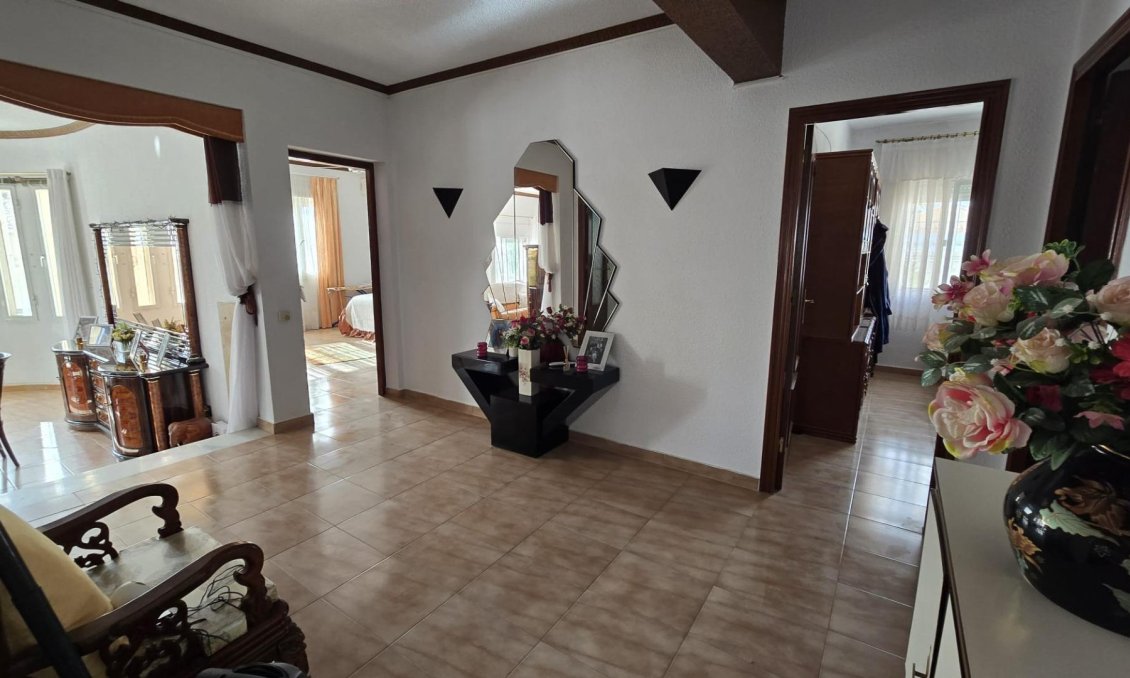 Segunda mano - Villa -
Torrevieja - Costa Blanca