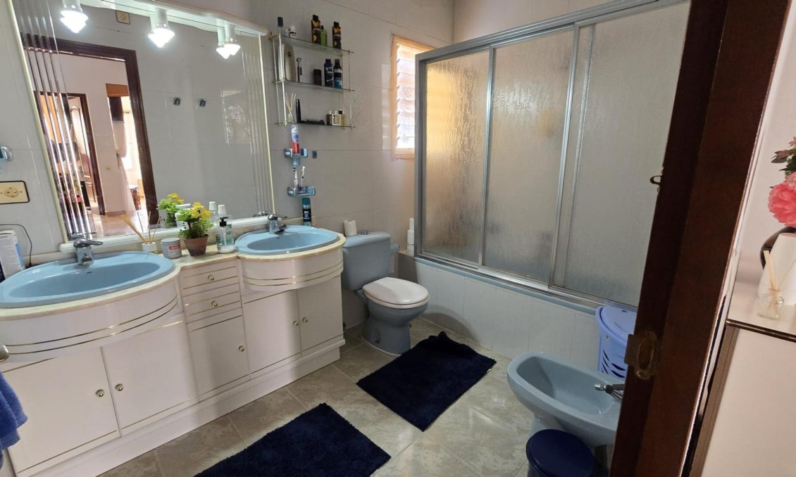 Segunda mano - Villa -
Torrevieja - Costa Blanca