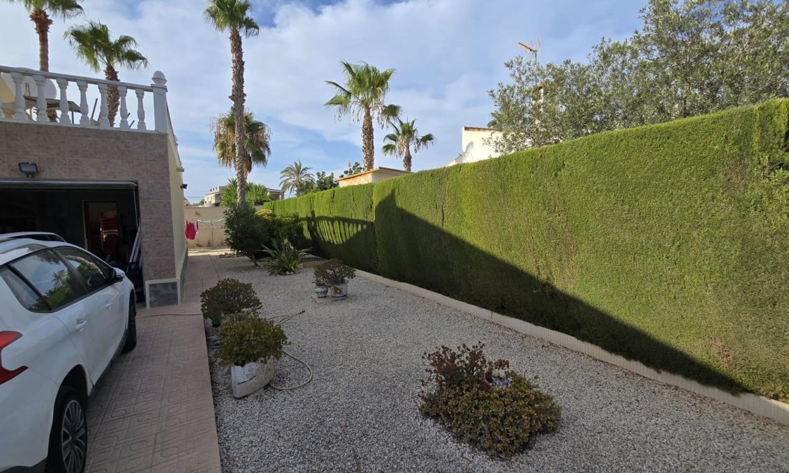 Segunda mano - Villa -
Torrevieja - Costa Blanca