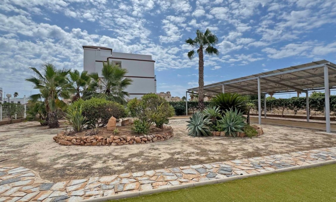 Segunda mano - Apartamento -
Orihuela Costa - Costa Blanca