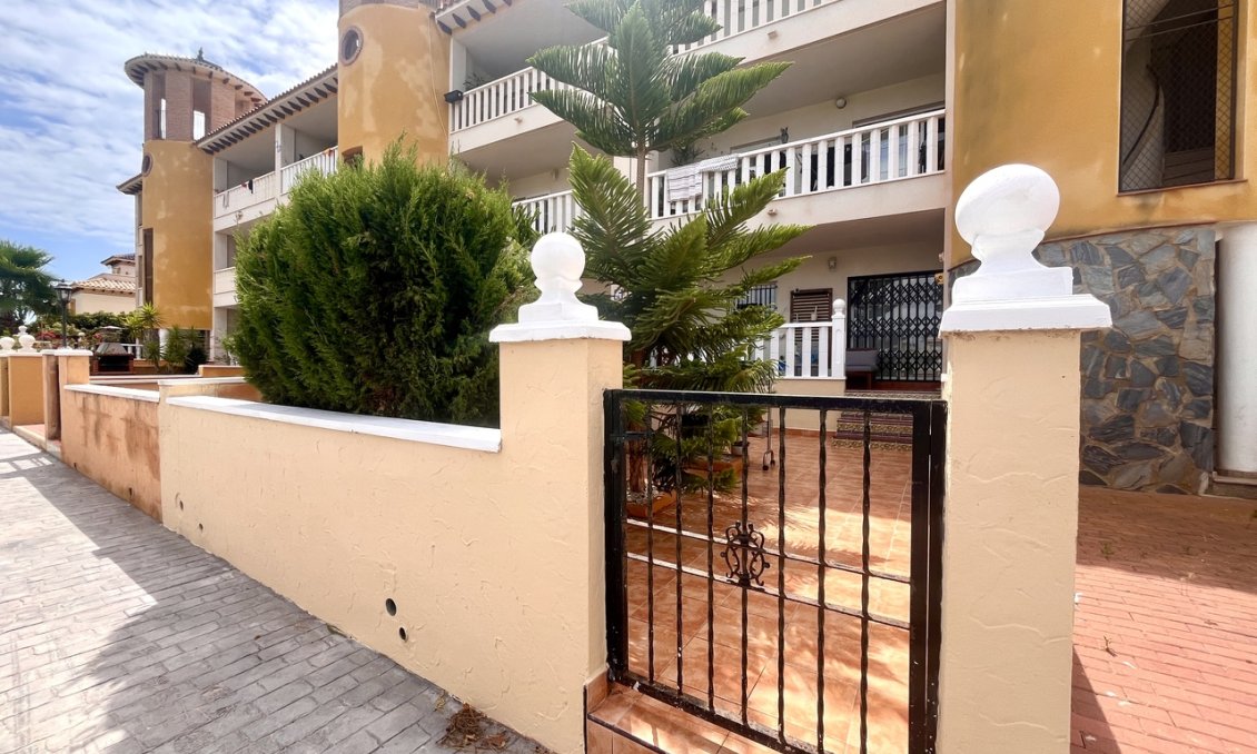 Resale - Apartment -
Cabo Roig - Costa Blanca
