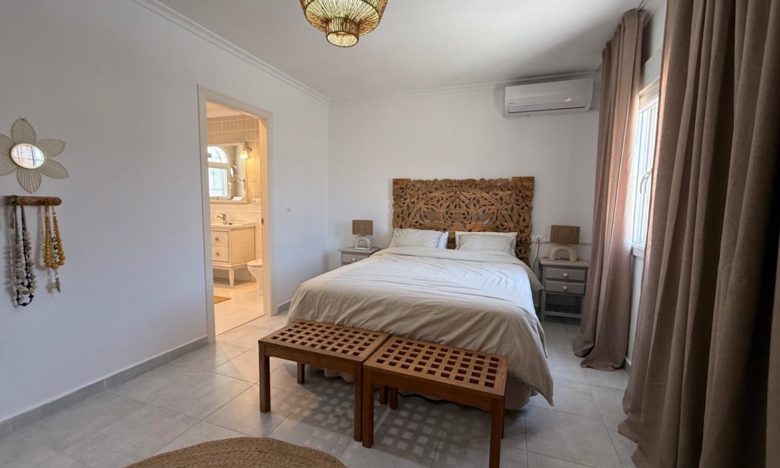 Segunda mano - Villa -
Torrevieja - Costa Blanca