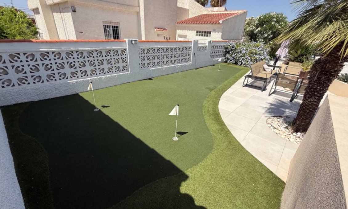 Segunda mano - Villa -
Torrevieja - Costa Blanca