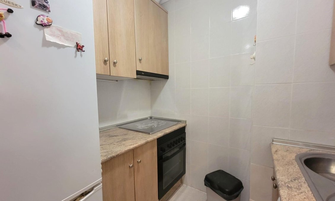 Segunda mano - Apartamento -
Torrevieja - Aguas Nuevas