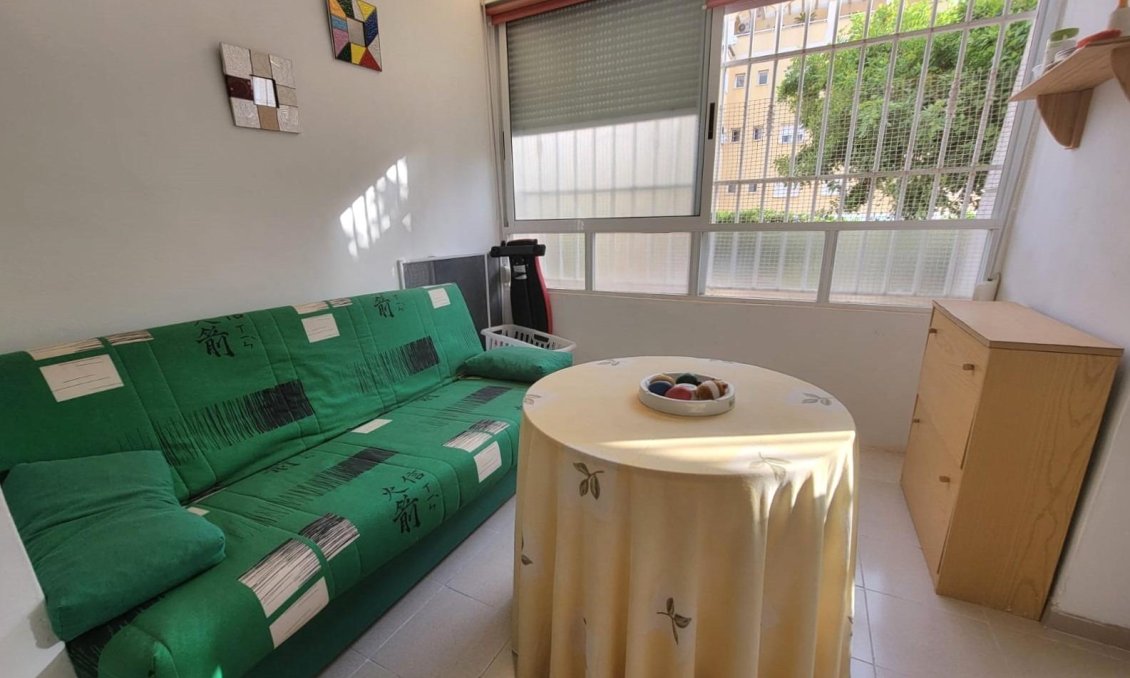 Segunda mano - Apartamento -
Torrevieja - Aguas Nuevas