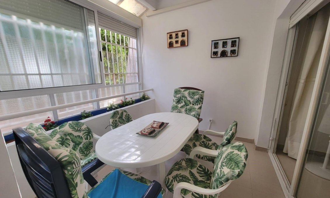 Segunda mano - Apartamento -
Torrevieja - Aguas Nuevas