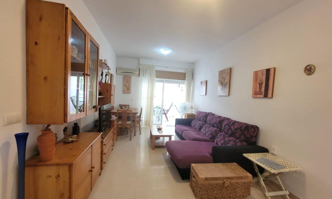 Segunda mano - Apartamento -
Torrevieja - Aguas Nuevas