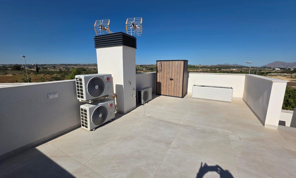 Resale - Villa -
Benijofar
