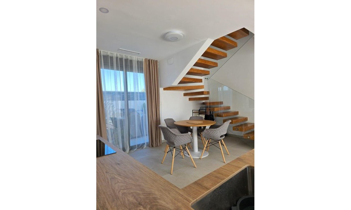 Resale - Villa -
Benijofar