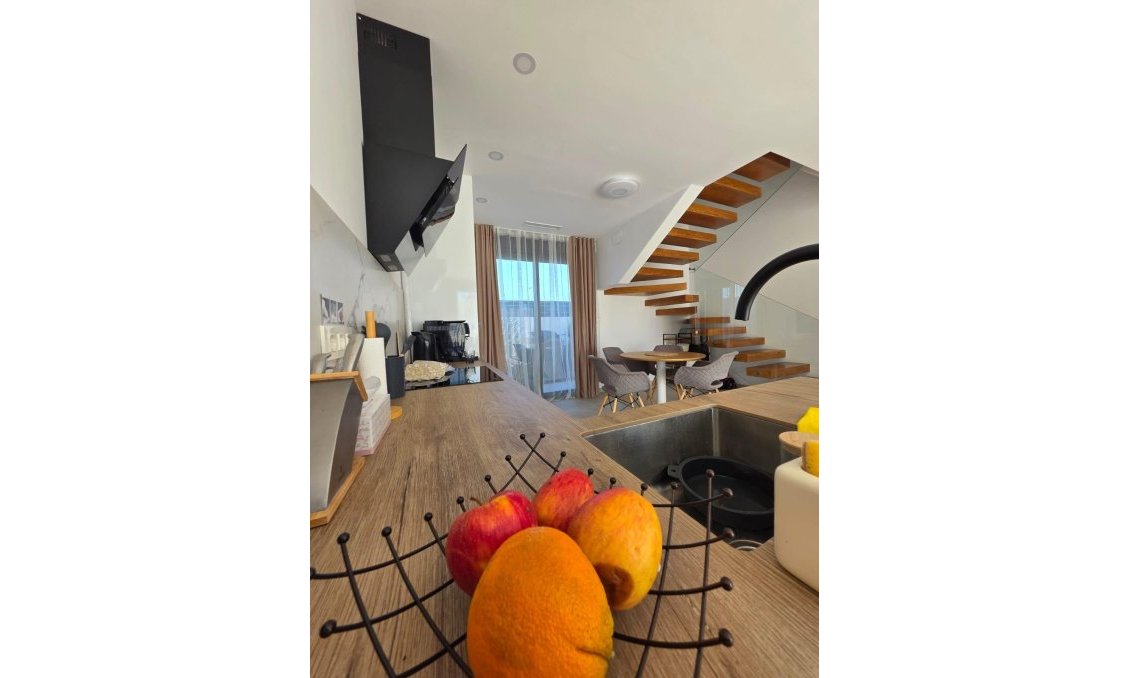 Resale - Villa -
Benijofar