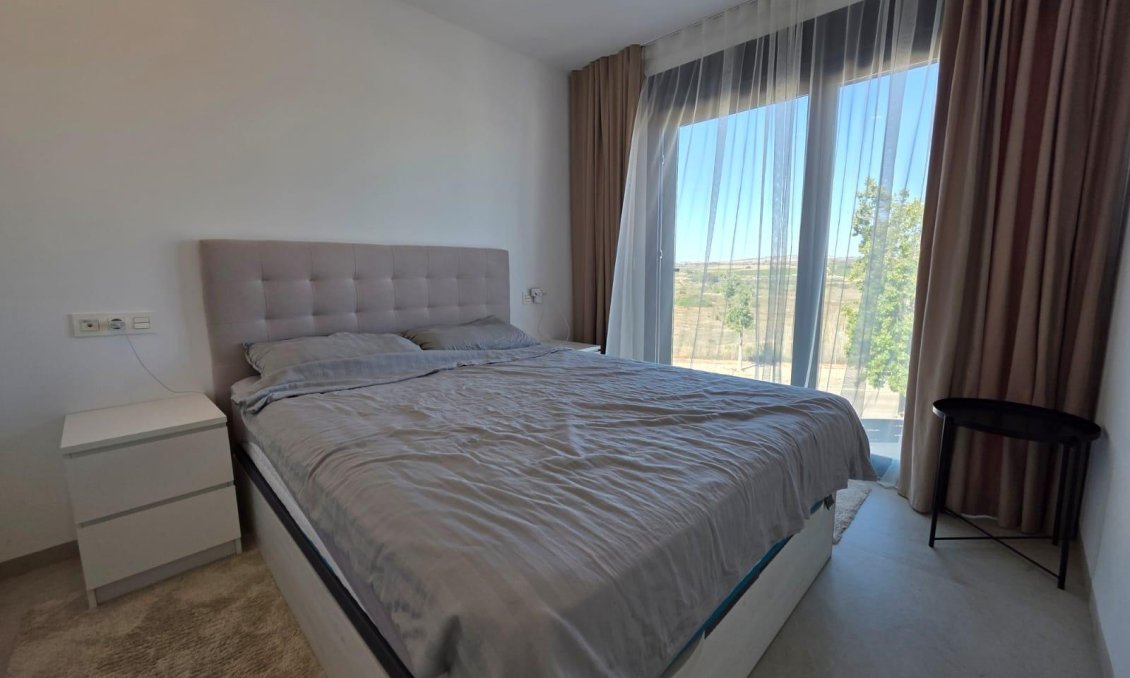 Resale - Villa -
Benijofar