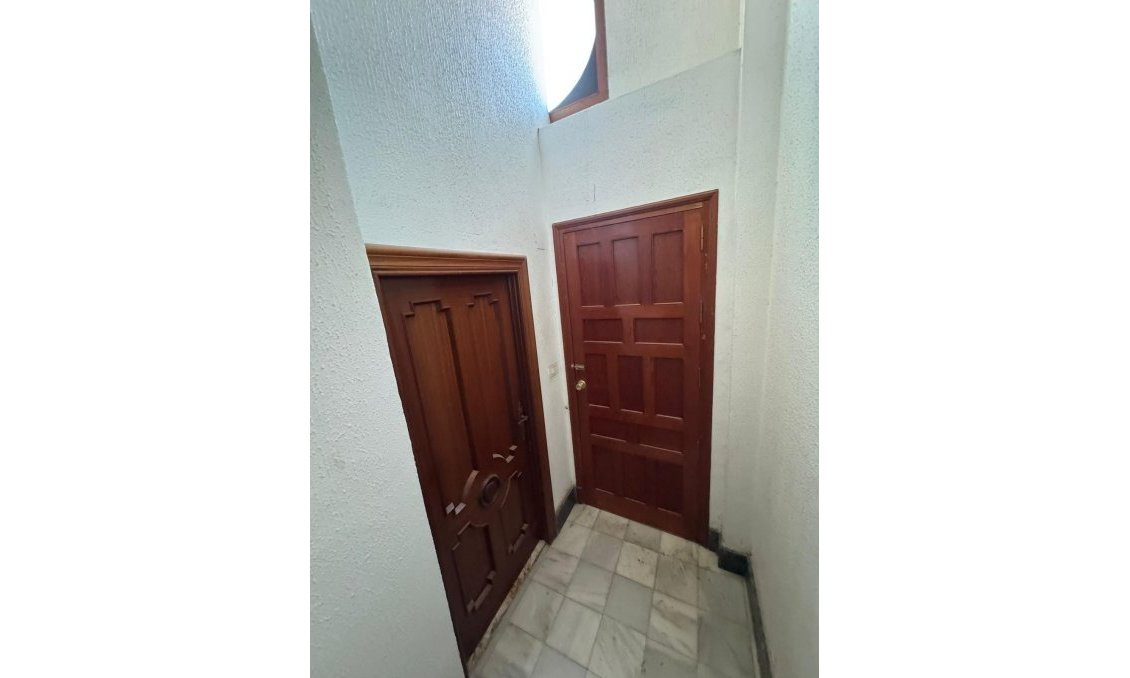 Revente - Duplex -
Bigastro - Bigastro - Town