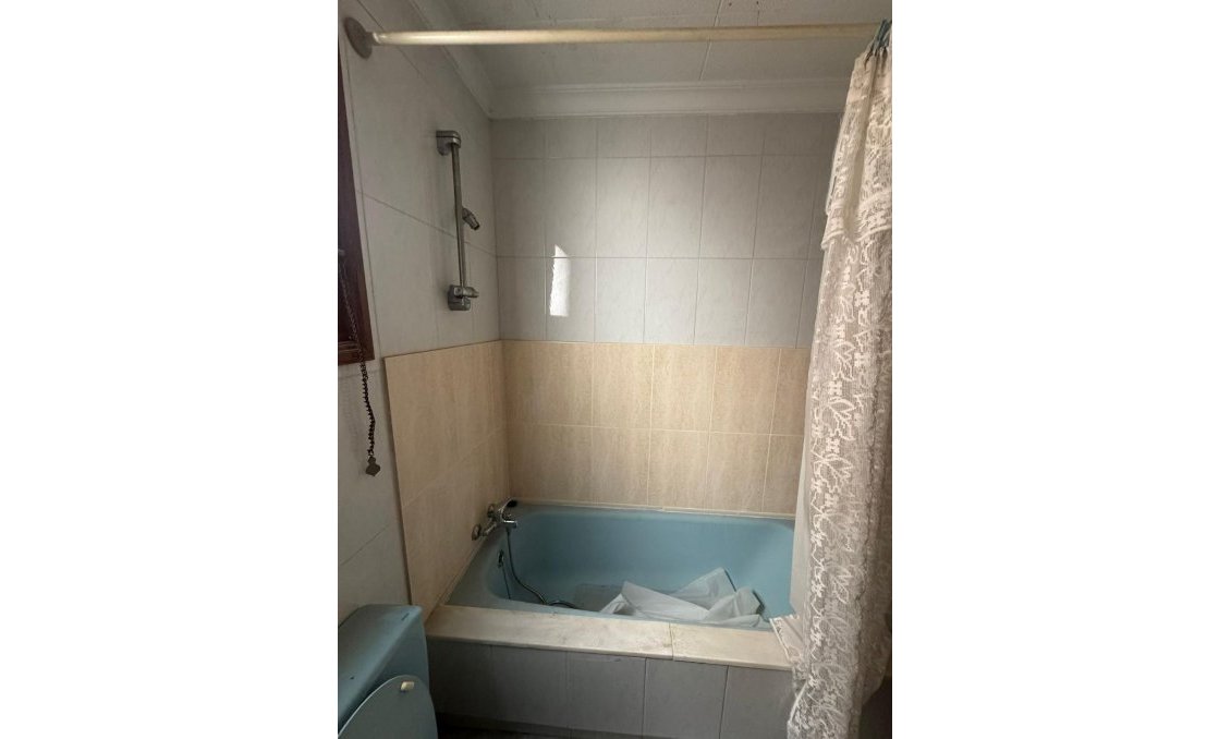 Revente - Duplex -
Bigastro - Bigastro - Town