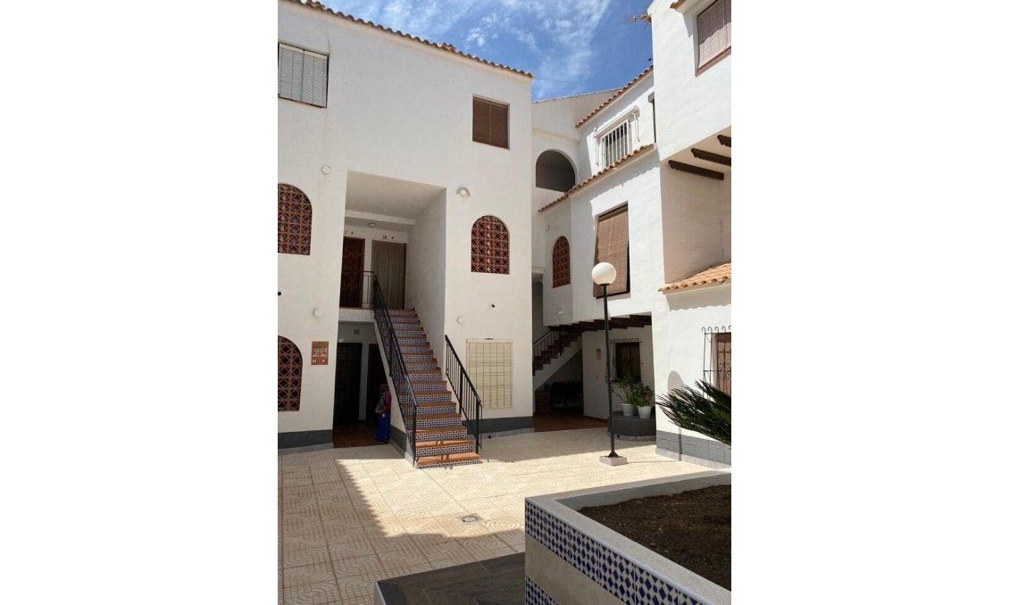 Revente - Appartement -
Torrevieja - Costa Blanca
