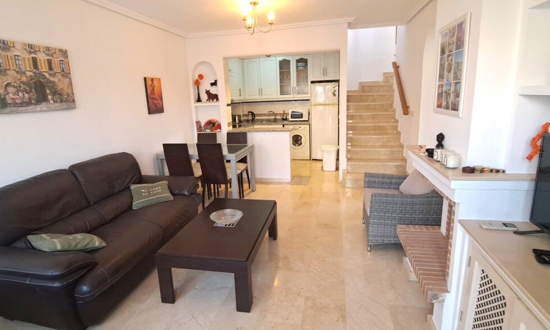 Használt Ingatlanok - Villa -
Villamartin - Costa Blanca